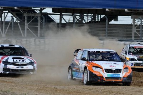 Powr&oacute;t rallycrossu