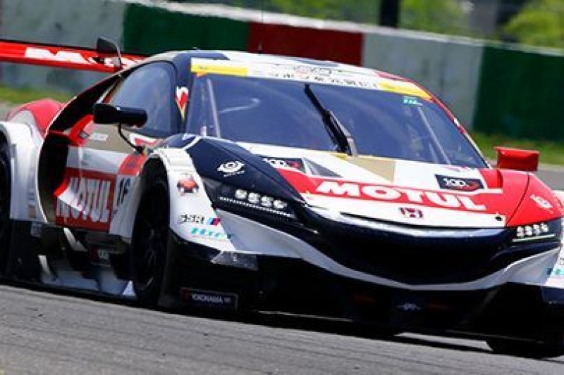 Debiut w Super GT