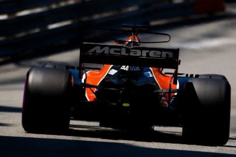 McLaren na rozstaju dróg