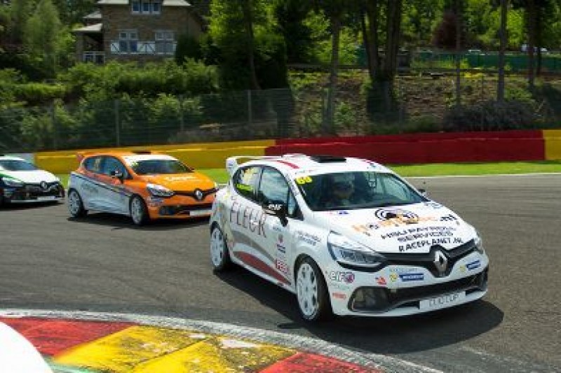 Urbaniak na podium w Spa