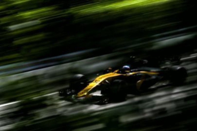 Renault rozważa czwartego klienta