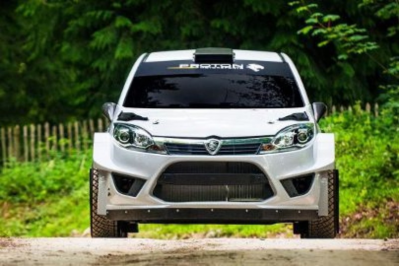 Iriz R5 w Goodwood