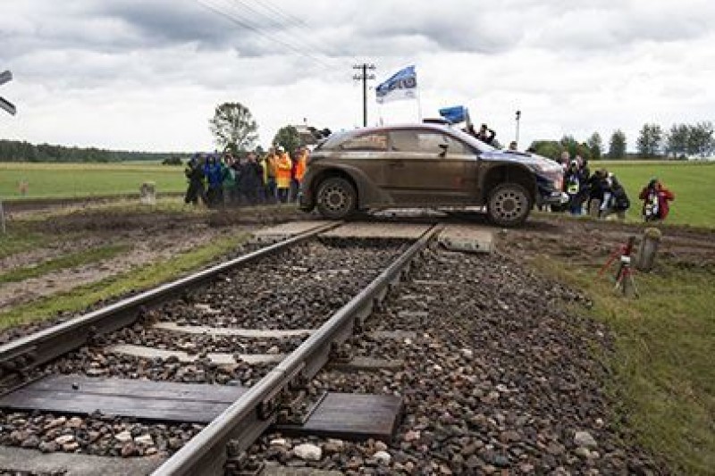 Neuville, Tanak, Latvala