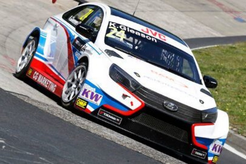 Gleason zostanie w WTCC