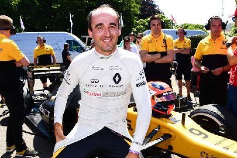 Renault: Kubica nie zastąpi Palmera w tym roku