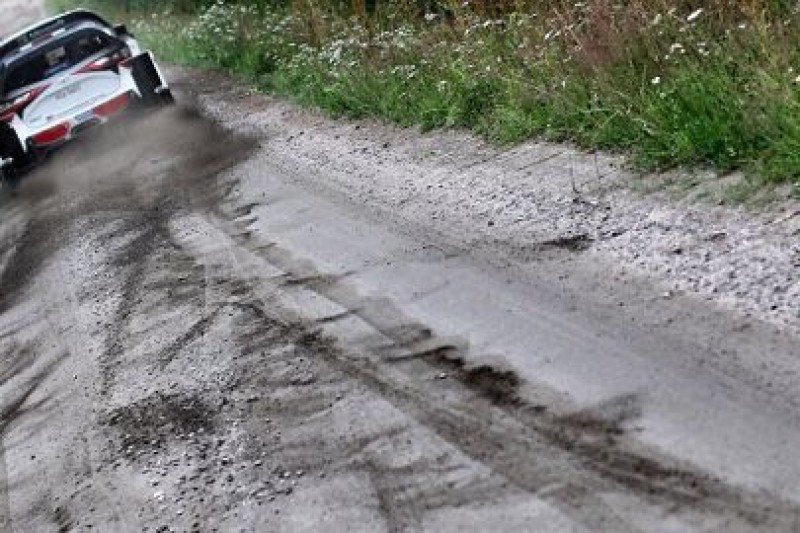 Fiński pojedynek w Toyotach