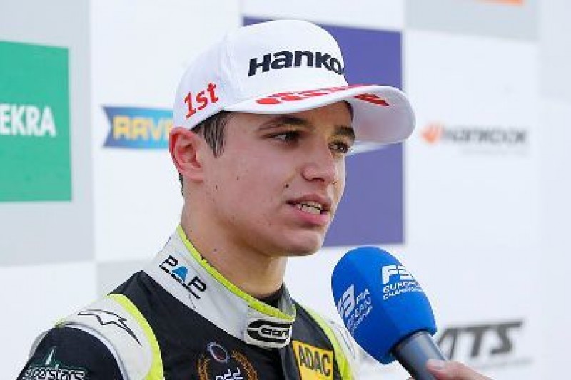 Norris ucieka rywalom