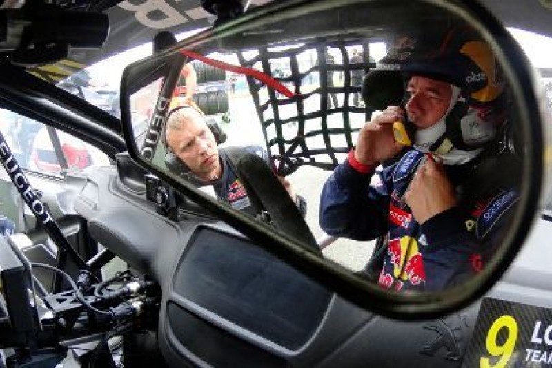 Loeb prowadzi w Lohéac