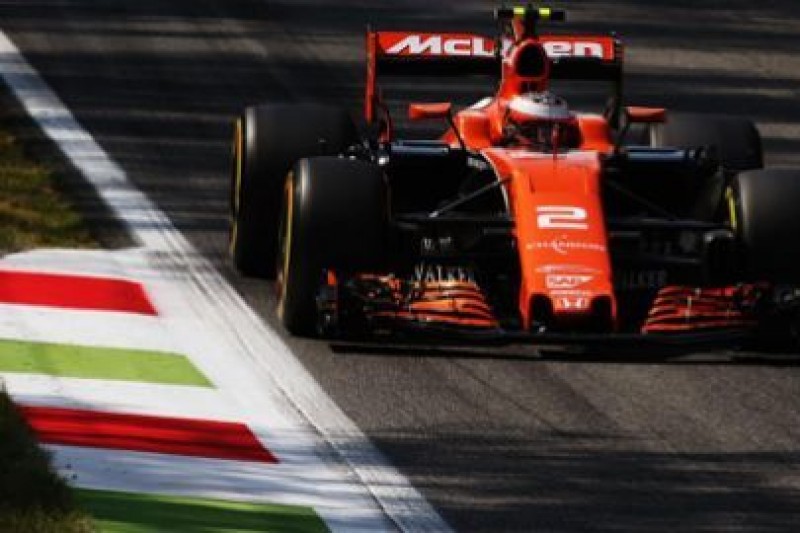 Właściciele F1 walczą o Hondę