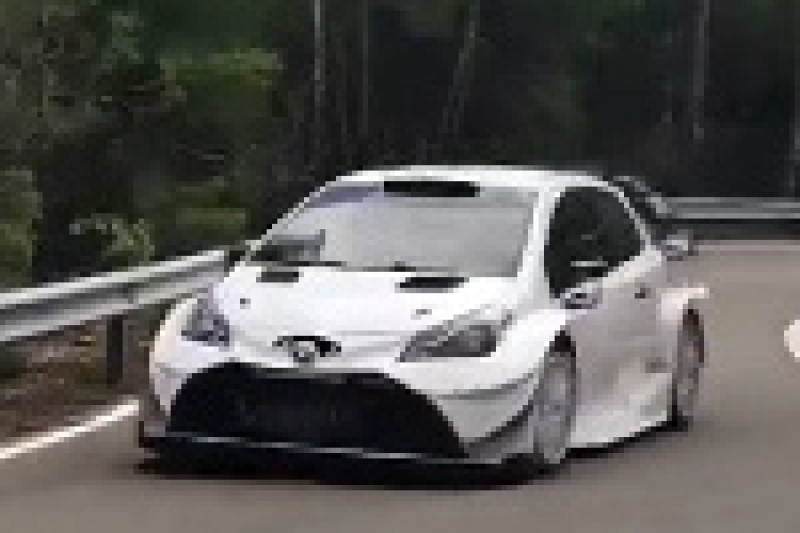 Latvala na asfalcie