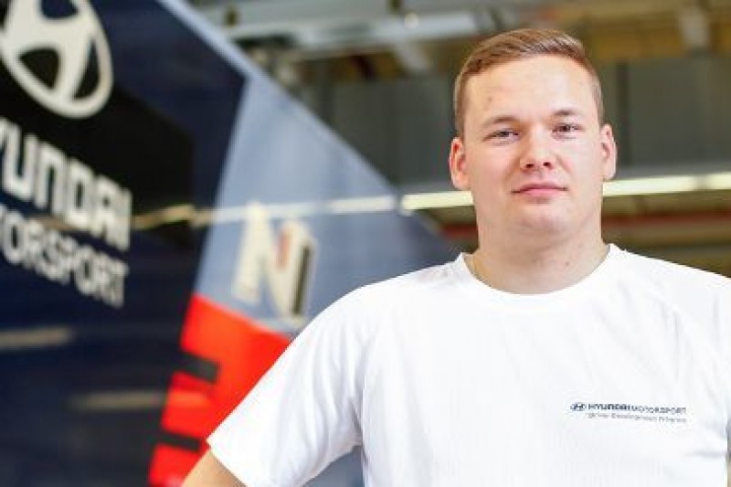 Huttunen w Sarrazin Racing