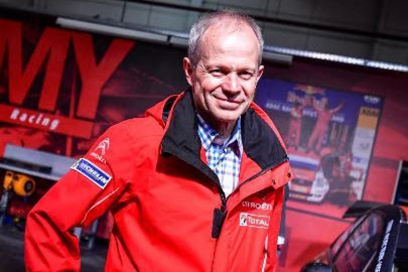 Zaskakujący Thiry