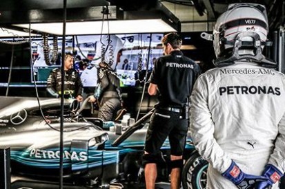 Bottas: Hamilton pracuje bardzo ciężko