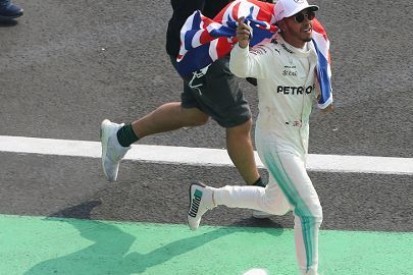 Hamilton zamieszany w skandal podatkowy
