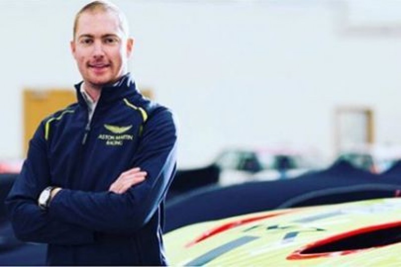 Martin w Aston Martinie