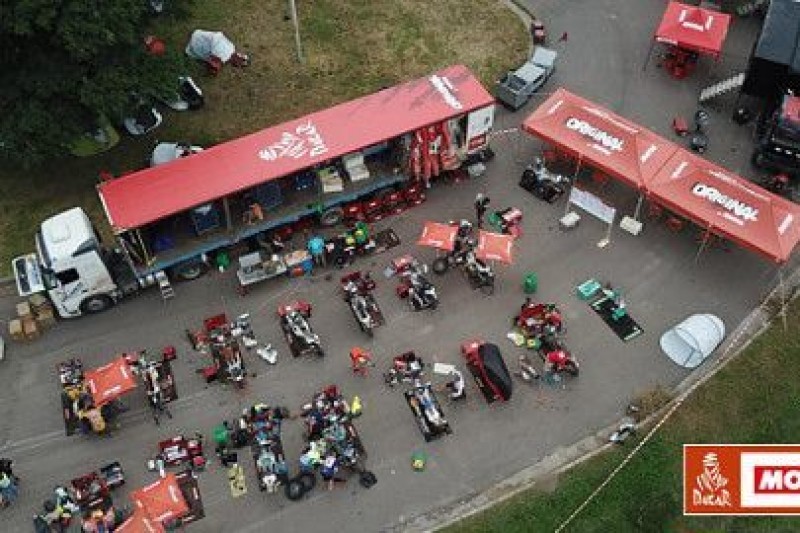 Motul na podium Rajdu Dakar
