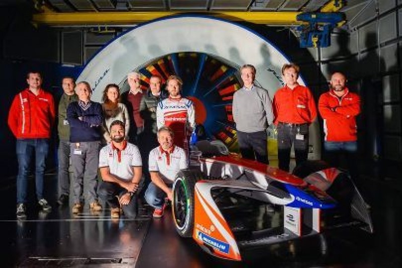 Mahindra Racing z Pininfariną