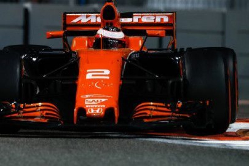 McLaren szybszy o sekundę
