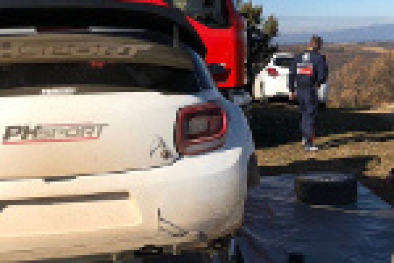 Loeb testuje przed Meksykiem