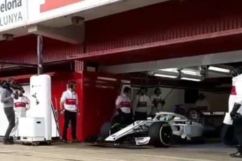 Sauber wyjechał na tor