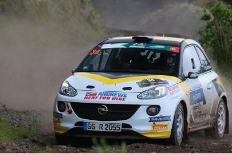 Kristensson i Sesks juniorami Opla