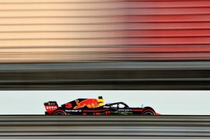 Hamilton obawia się Red Bulla