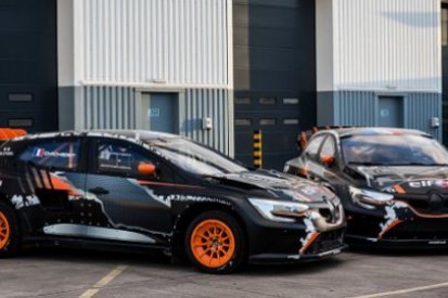 Oficjalnie zaprezentowano Megane Supercar