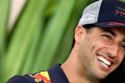 Ricciardo przymierzany do Ferrari