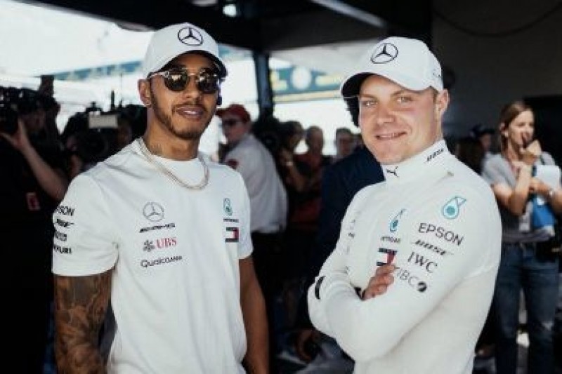 Hamilton o pięć miejsc niżej
