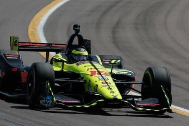 Bourdais pokonał Team Penske