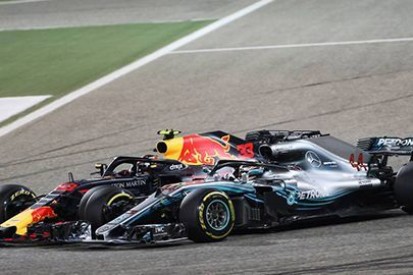Hamilton kwestionuje dojrzałość Verstappena