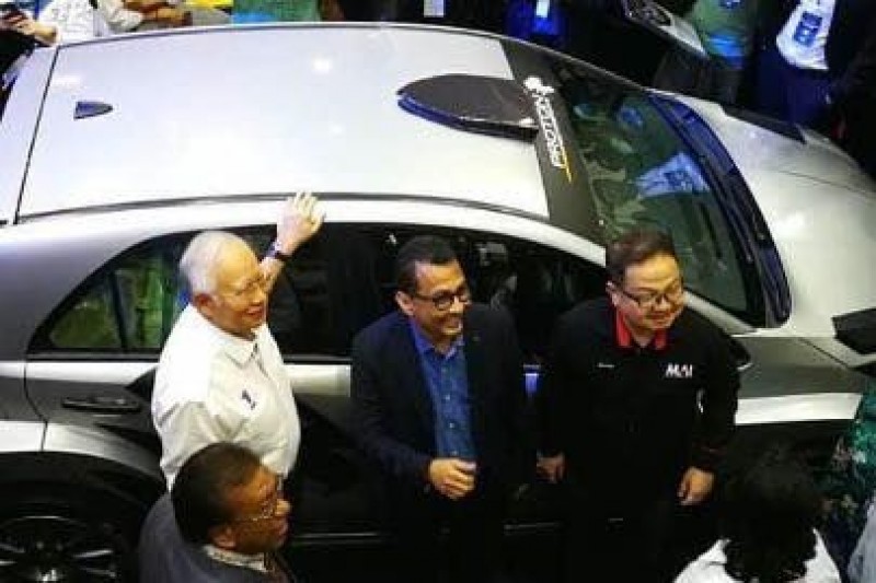 Fabryczny Iriz R5 w APRC
