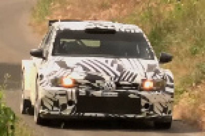 Polo R5 w winnicach