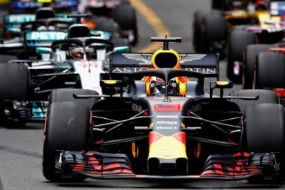 Silnik, nie Ricciardo, priorytetem dla Red Bulla