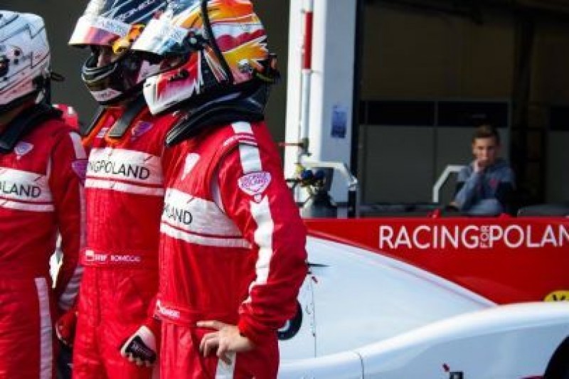Racing For Poland rozstał się z Virage Group