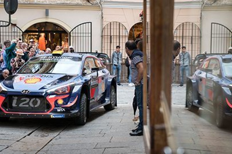 Mikkelsen czuje się komfortowo