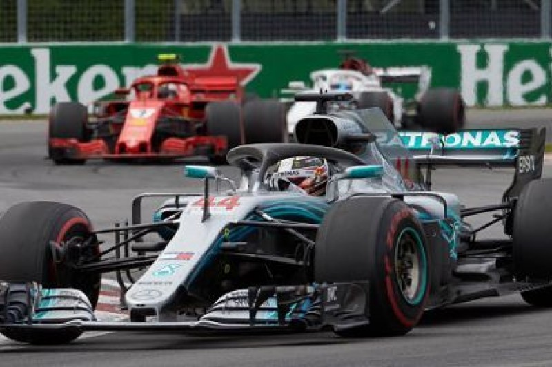 Hamilton bał się o silnik