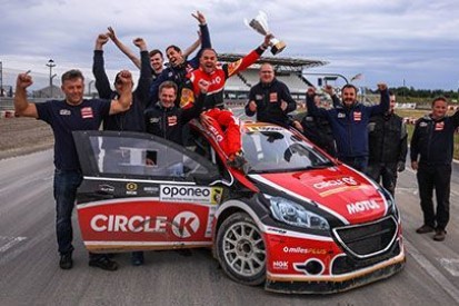 Kuchar, Raczkowski, Grzybowski i reszta świata