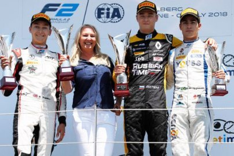 Nowy lider F2