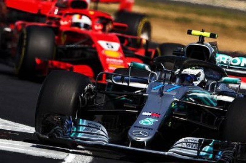 Arrivabene zły na Mercedesa