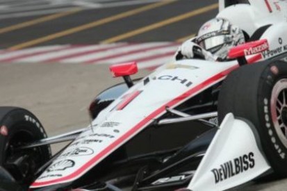 Pole position z pocałowaniem ściany