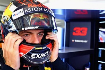 Verstappen broni Vettela