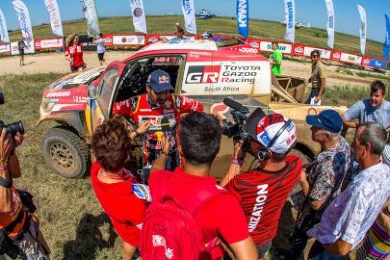Naprawiony Hilux Nassera
