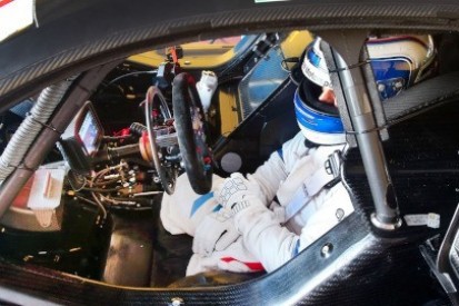 Zanardi prowadzi bez protez