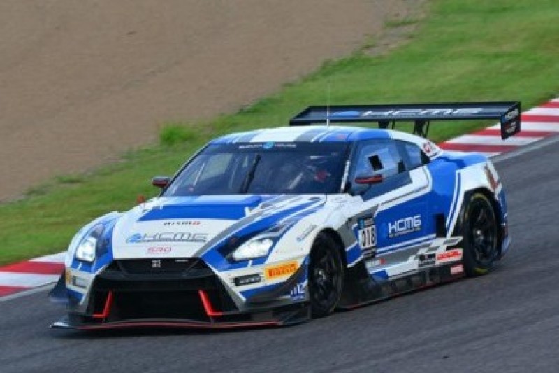 Nissan na czele