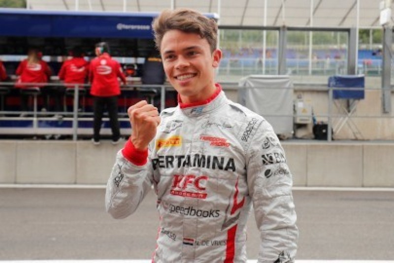 Pierwsze pole position de Vriesa