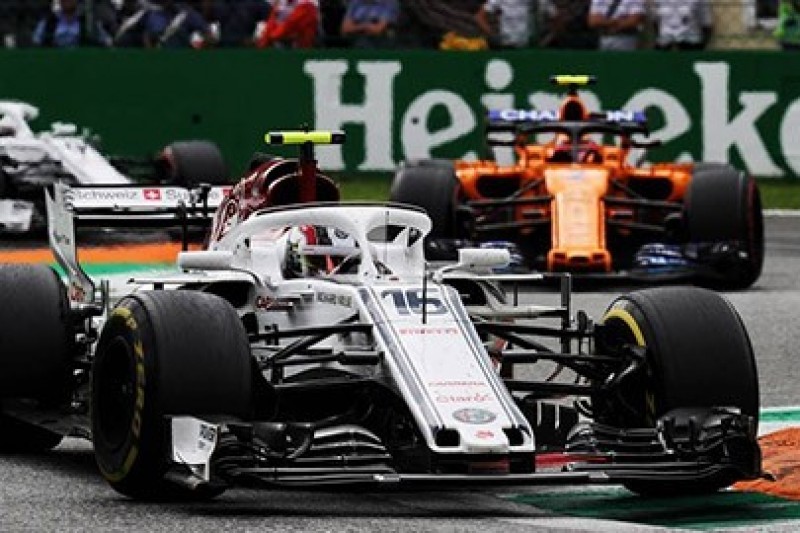 Leclerc jednak trafi do Ferrari?