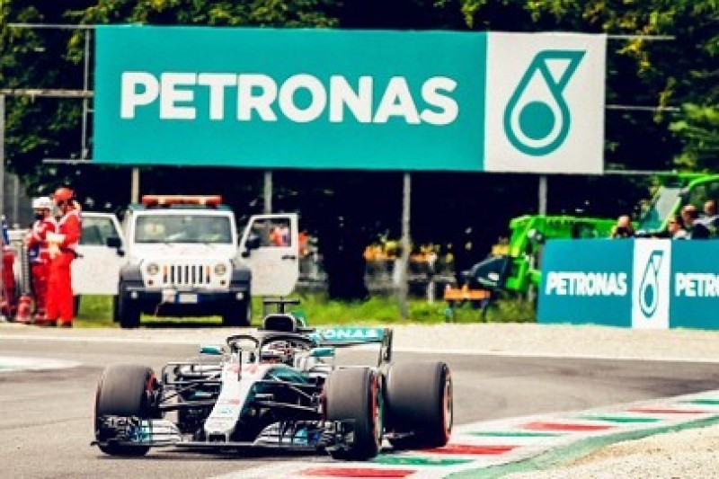 Wolff nie wie, jak Mercedes pokonał Ferrari