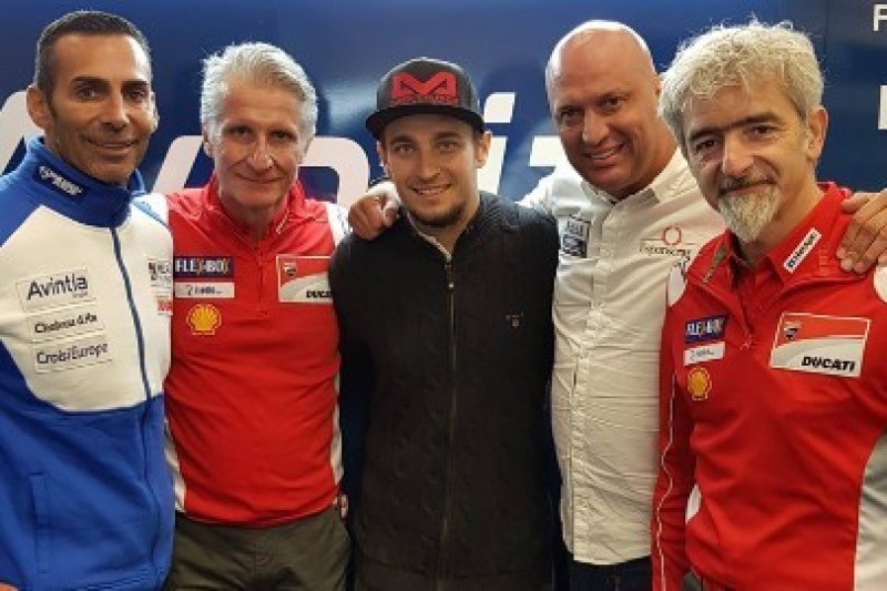 Avintia i Abraham razem na dwa lata