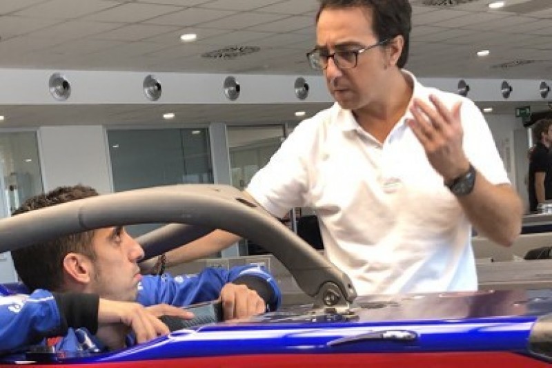 Buemi odwiedził Toro Rosso
